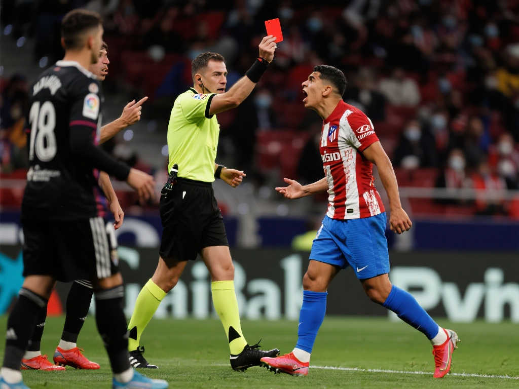 霸气，加内特在节目中爆粗口，要求马刺队文班亚马加强自己的实力.