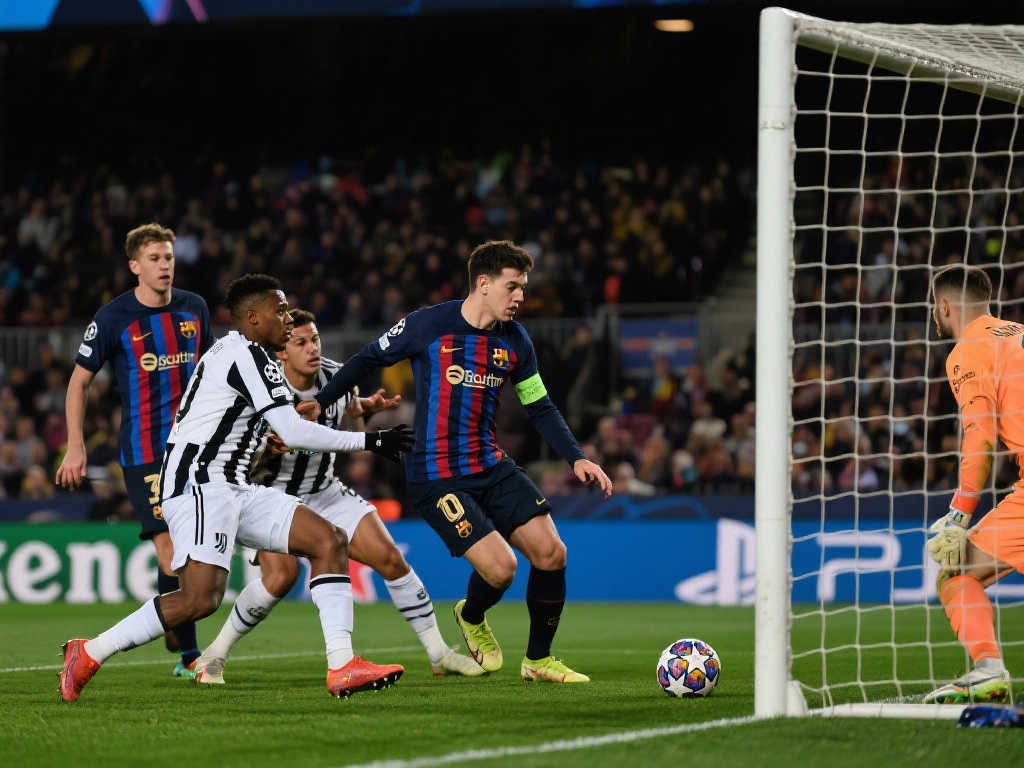 陷入单打独 陷入单打独